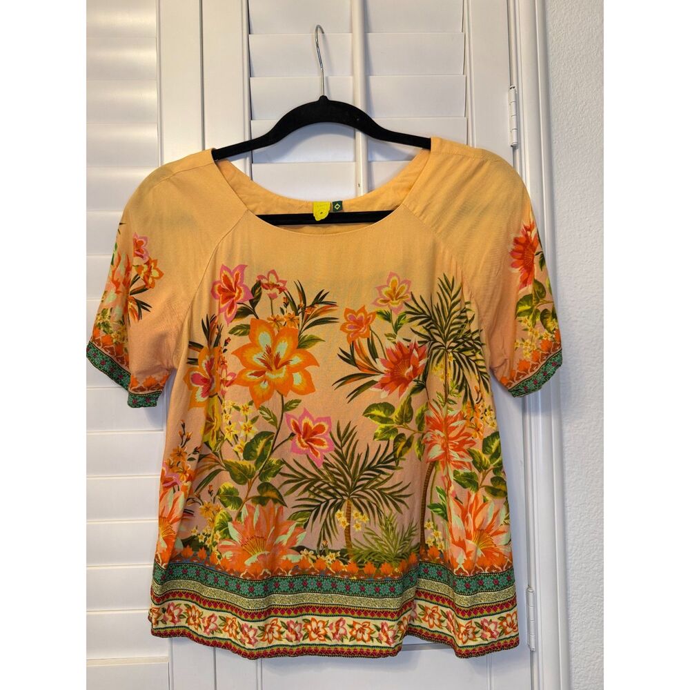 Farm Rio Tropical Floral Print Short Sleeve Top Size Medium Yellow Orange Boho